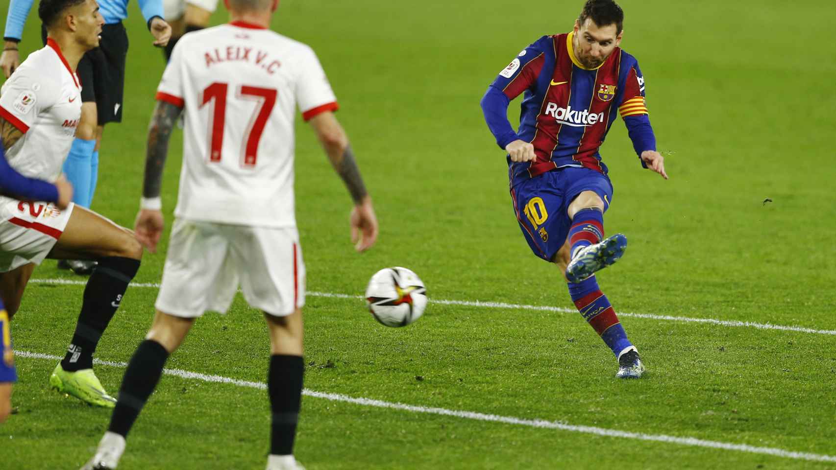 Lanzamiento de falta de Leo Messi