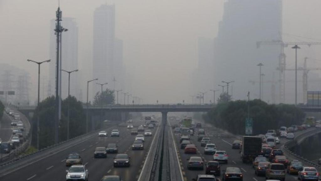 Fotografía de archivo de la contaminación en Pekín.