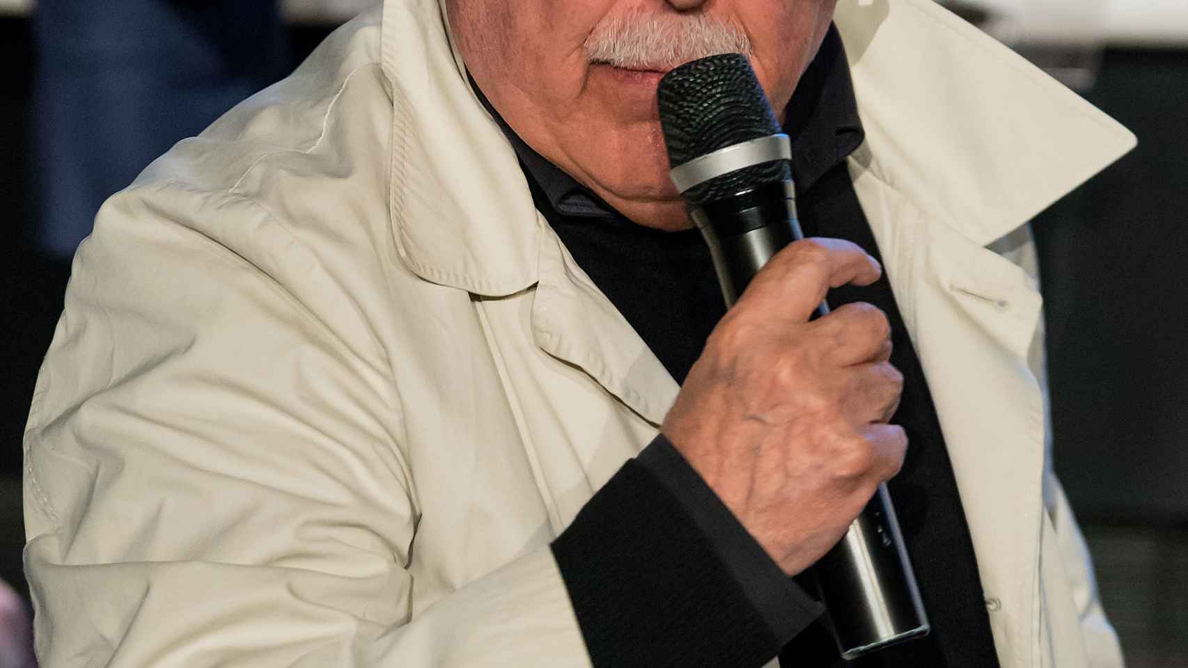 Muere el cineasta Antonio Giménez-Rico.