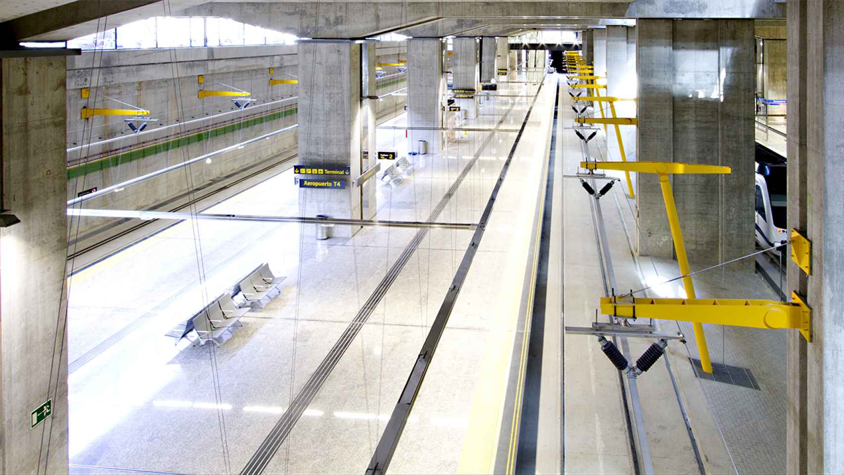 Imagen de la conexión ferroviaria del aeropuerto de Barajas donde llegaría el AVE.