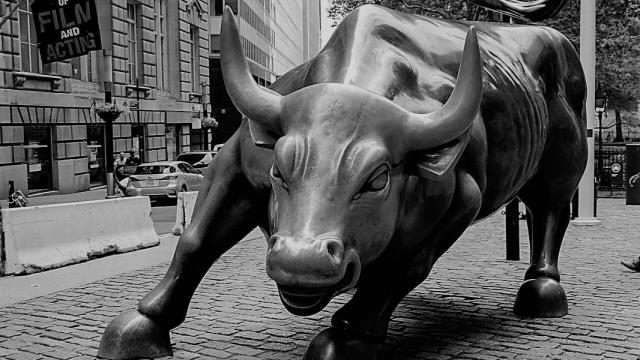 El monumento al toro frente a la Bolsa de Nueva York.