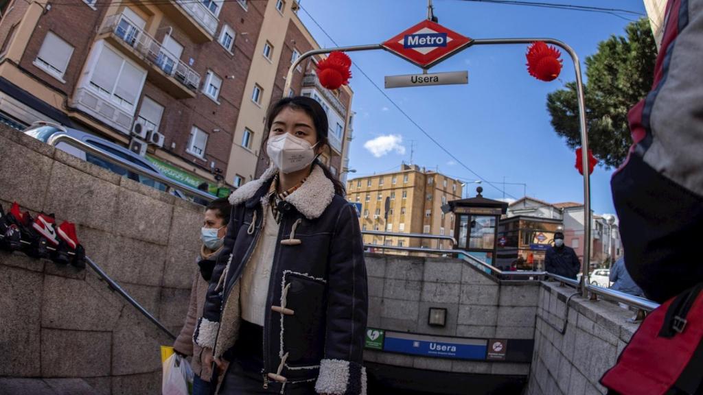 El barrio madrileño de Usera, en el que la celebración del Año Nuevo Chino ha sido cancelada. EFE/ Rodrigo Jimenez