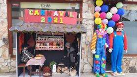 Belén de carnaval situado en la carretera de Cedeira, en Narón.