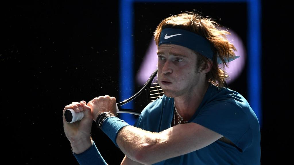 Andrey Rublev, durante su partido frente a Casper Ruud en el Open de Australia 2021