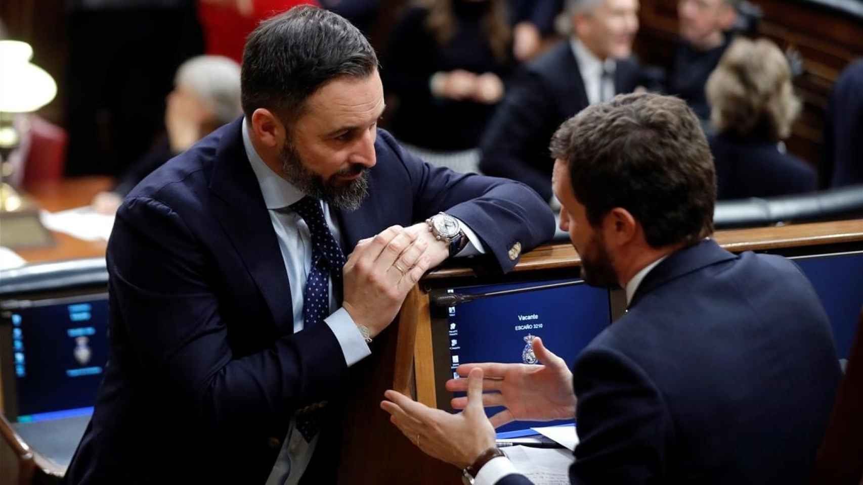 Santiago Abascal y Pablo Casado en el Congreso esta legislatura. Efe