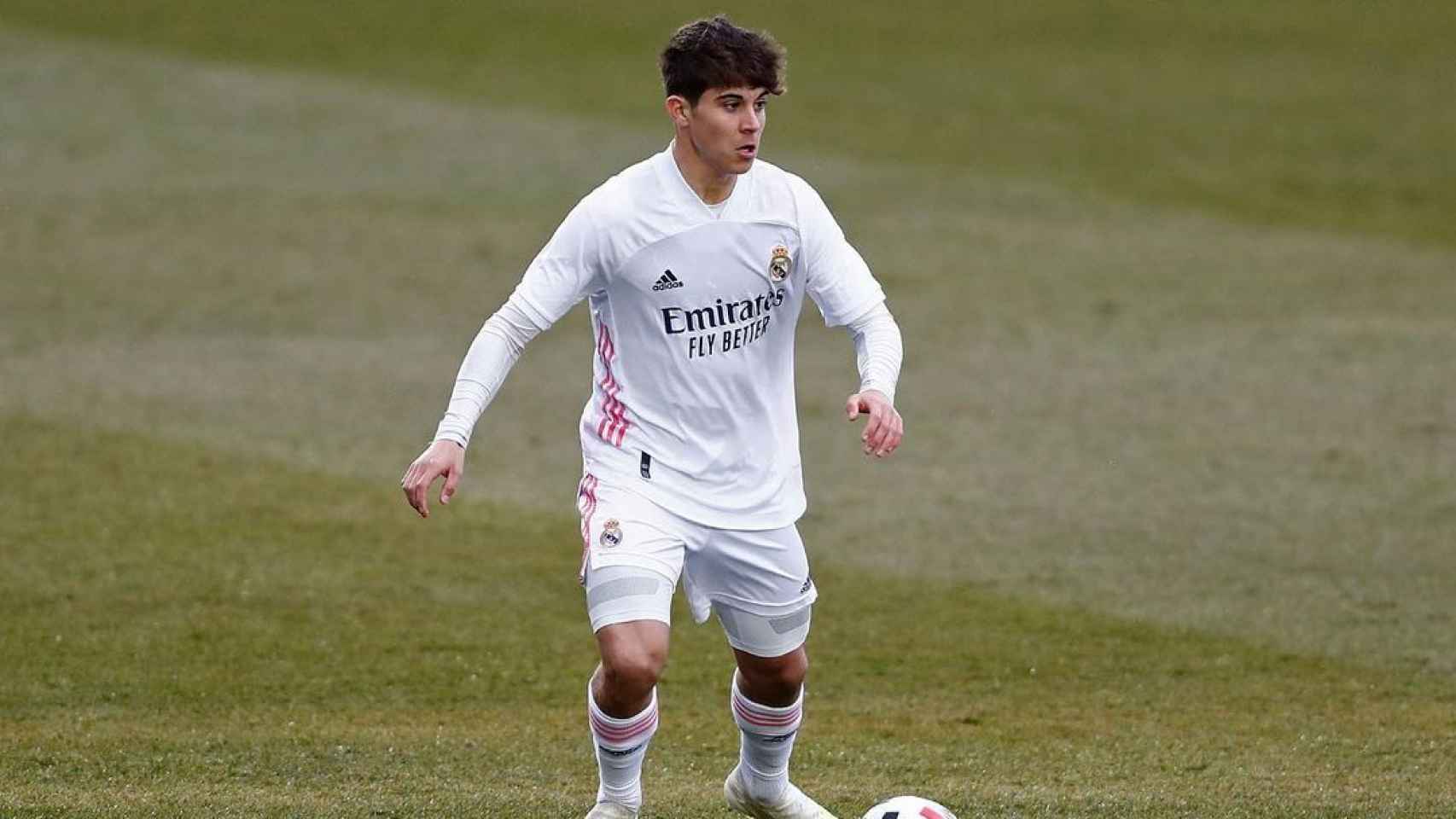 Loren Aguado, en un partido con el Real Madrid Juvenil. Foto: Instagram (lorenzo2aguado)