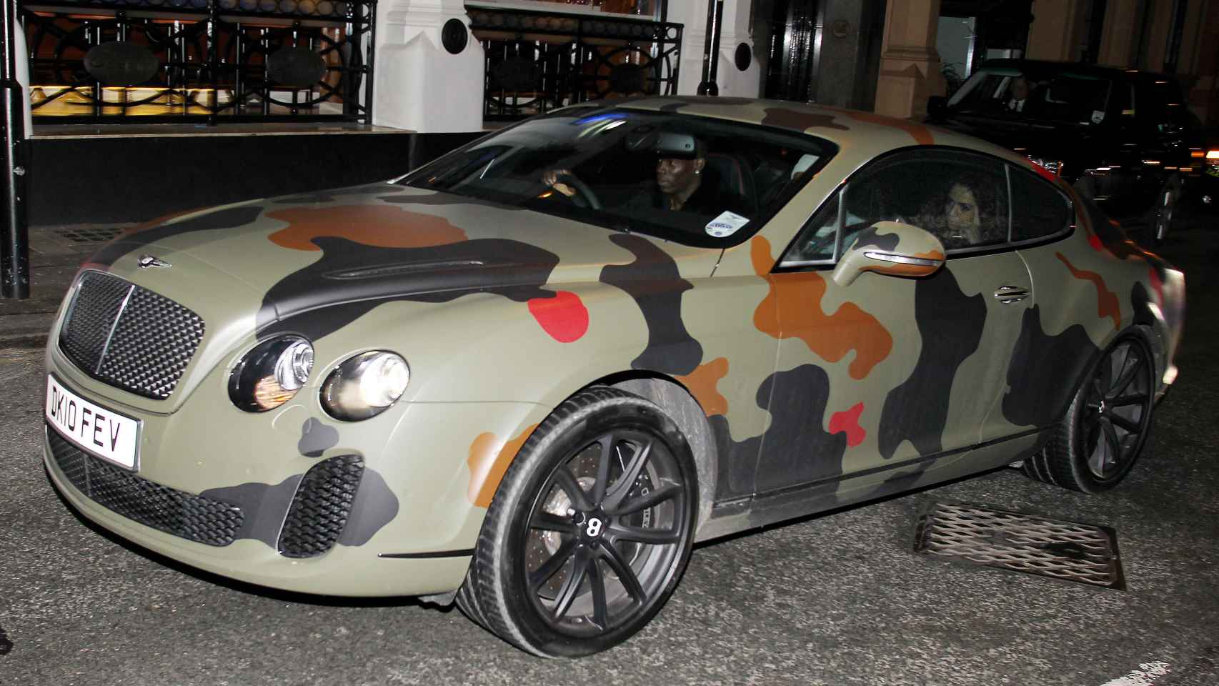 El coche camuflado de Balotelli