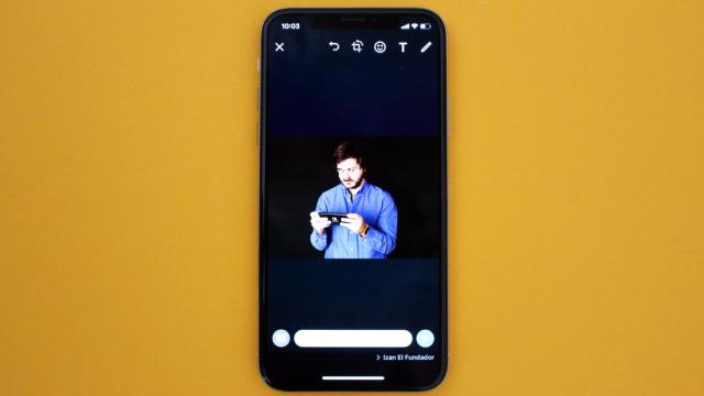WhatsApp tiene un truco para pixelar las fotos.