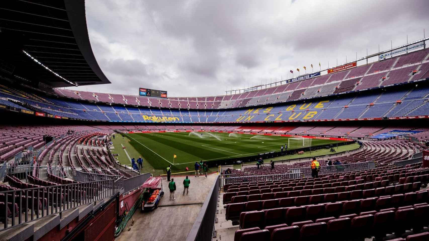 El Camp Nou, antes del FC Barcelona - Cádiz de La Liga. Foto: Twitter (@FCBarcelona_es)