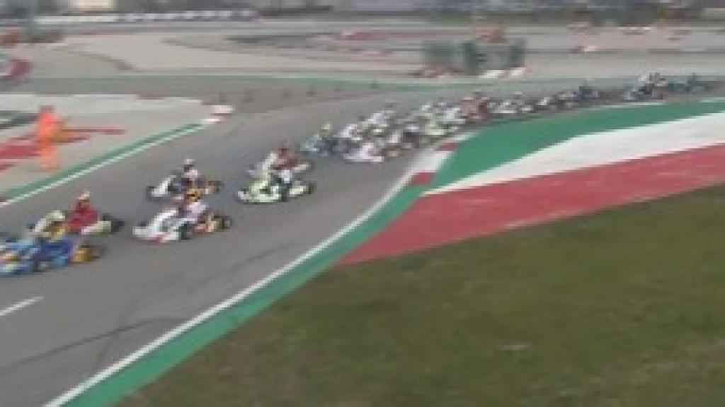 Momento previo al accidente de Lucas Fluxá (WSK Champions)