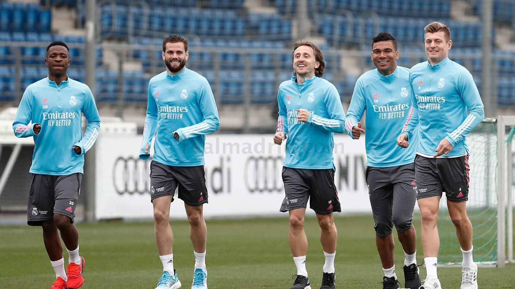 Vinicius Jr, Nacho Fernández, Luka Modric, Casemiro y Toni Kroos, durante un entrenamiento del Real Madrid