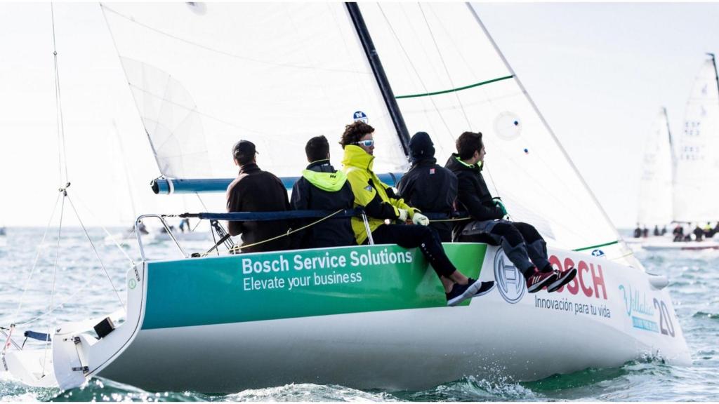 EL J70 Bosch Service Solutions de vela se lleva la victoria en Vigo con sus canteranos