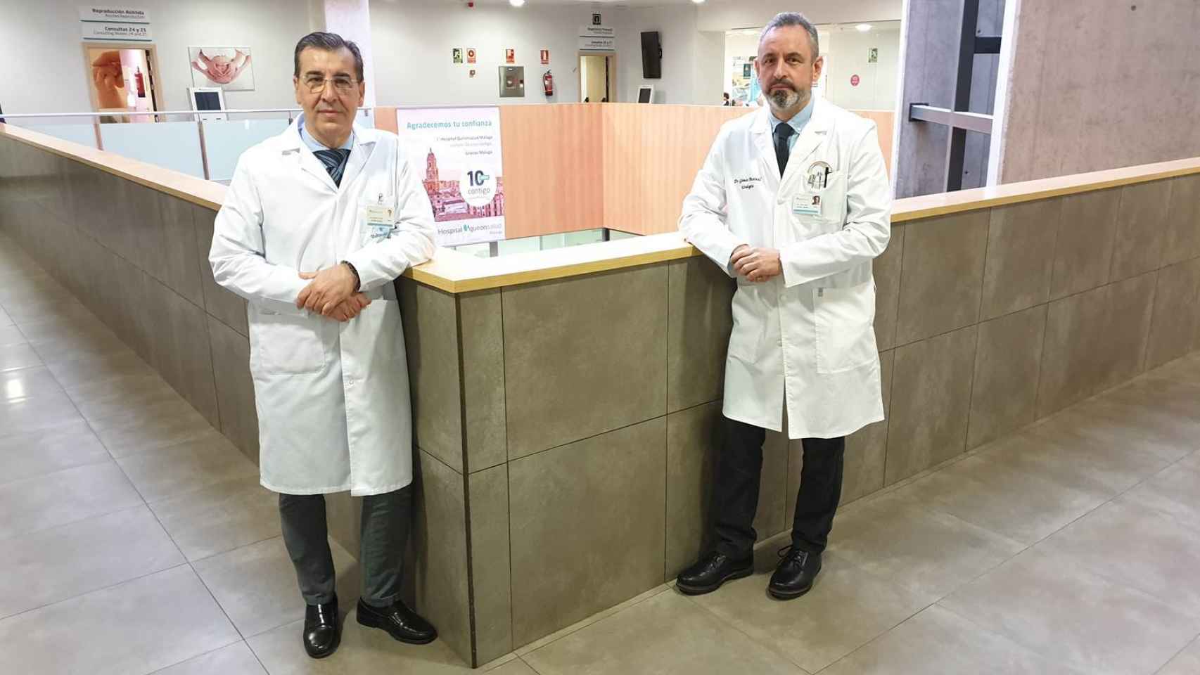 Los doctores José Ángel Gómez Pascual y Francisco Antuña Calle.