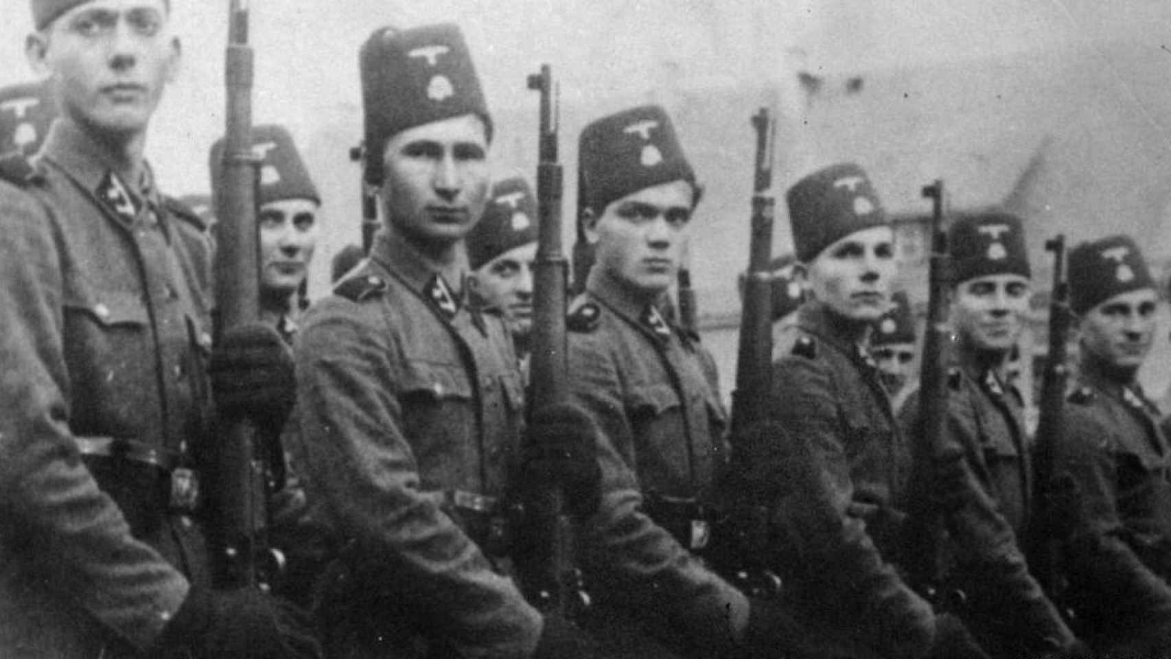 Bosnios musulmanes en la Wehrmacht.