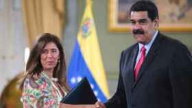 Isabel Brilhante Pedrosa y Nicolás Maduro en una imagen de archivo.