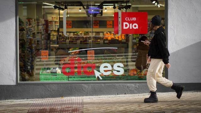 Imagen exterior de un supermercado Dia.