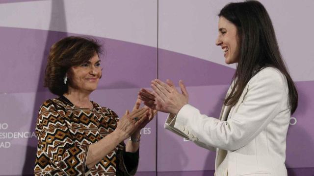 Carmen Calvo e Irene Montero en una foto de archivo.