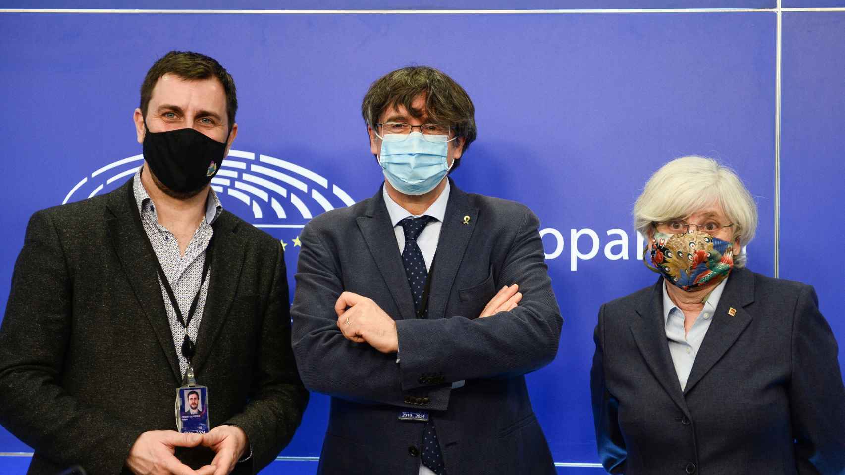 Toni Comín, Carles Puigdemont y Clara Ponsatí, en la Eurocámara.