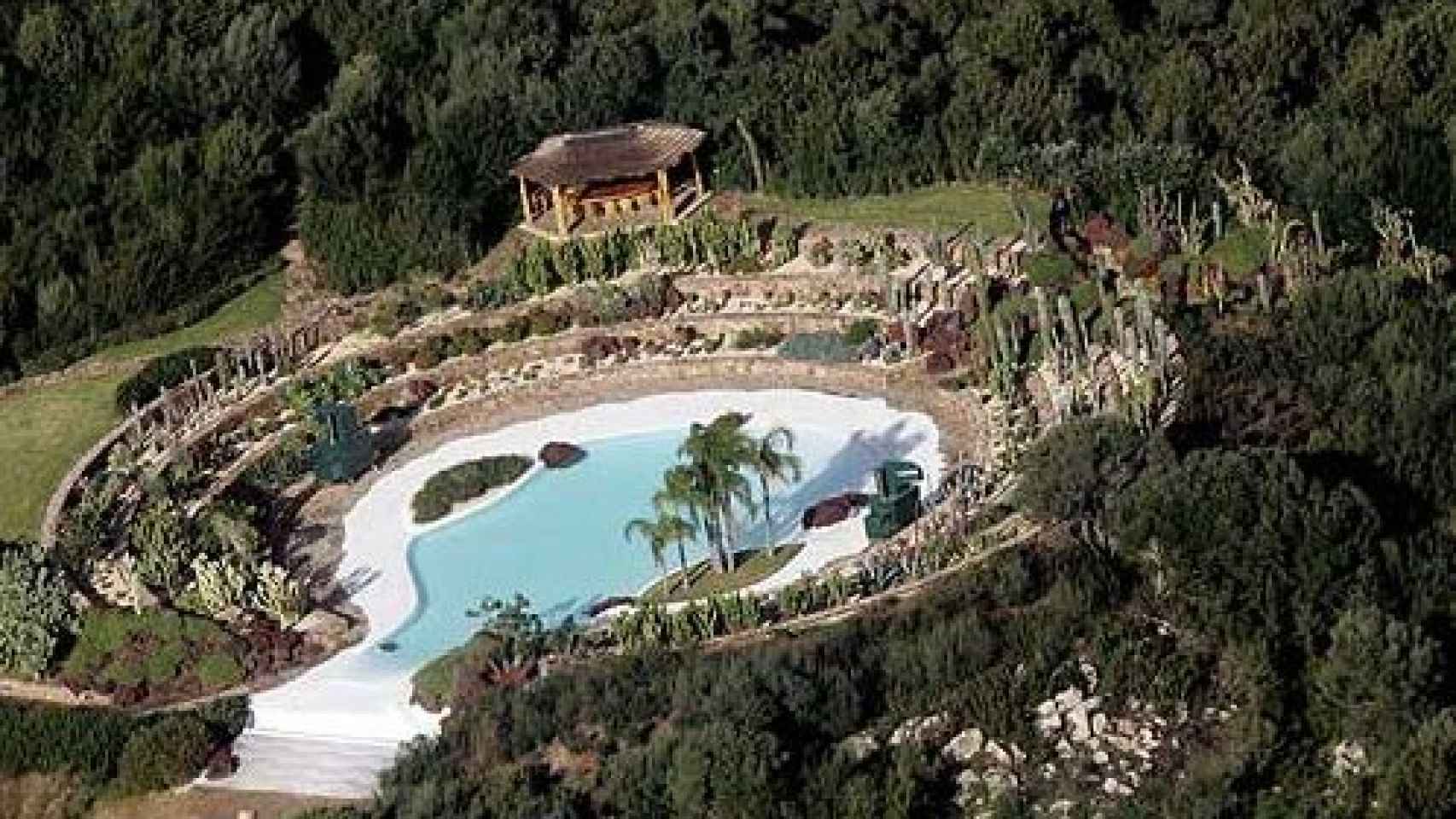 Vista aérea de una de las zonas de la villa de Berlusconi en Cerdeña.