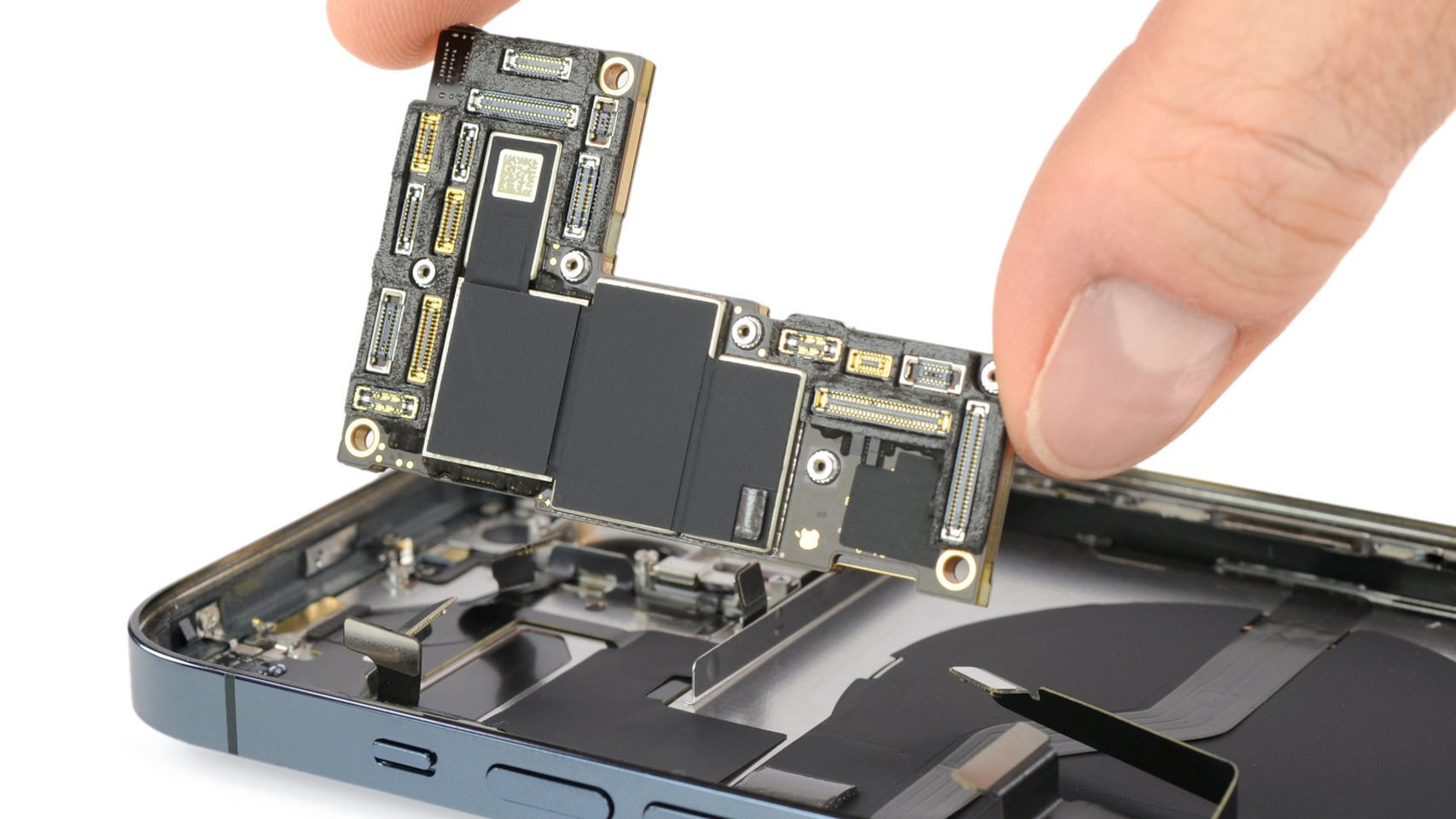 Reparar el iPhone es difícil, como ha admitido Apple