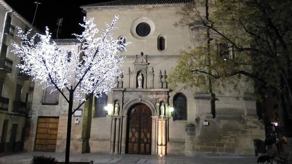 Puerta de la iglesia.