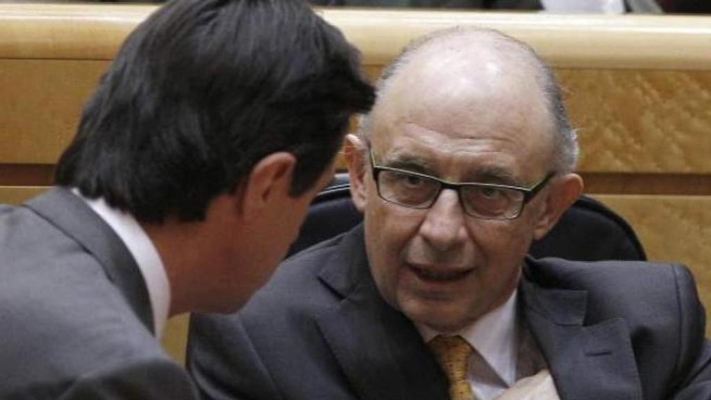 Los exministros Cristóbal Montoro y José Manuel Soria.