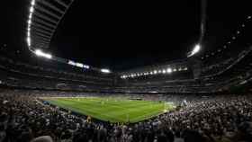 El Estadio Santiago Bernabéu, con público