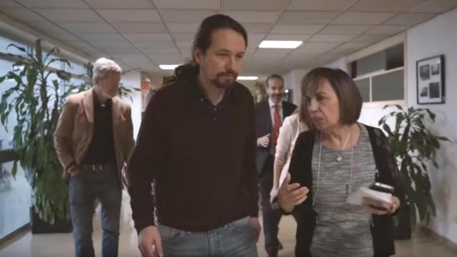 Pablo Iglesias, en su visita al ministerio recién llegado.