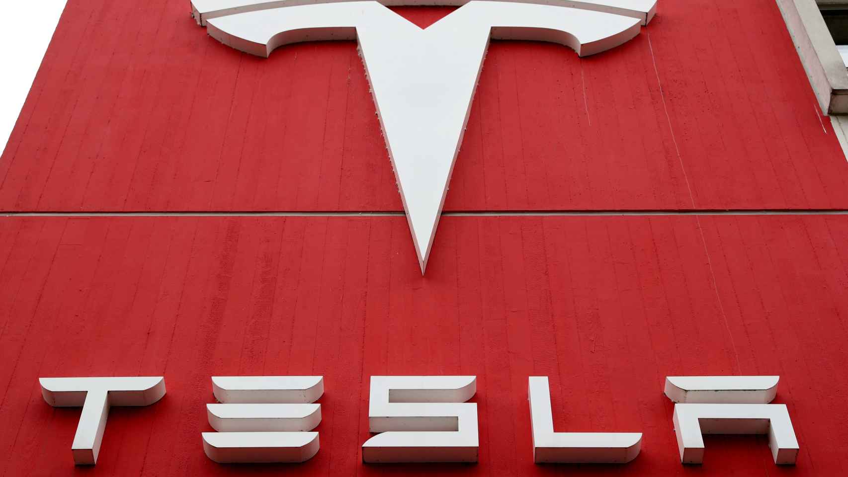 Imagen del emblema de Tesla.
