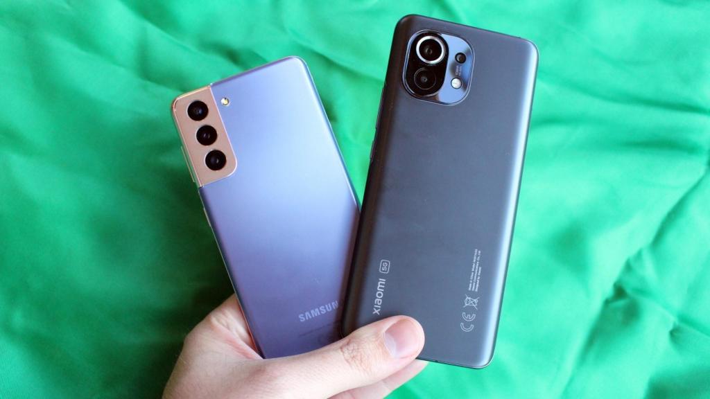 El Samsung Galaxy S21 y el Xiaomi Mi 11.