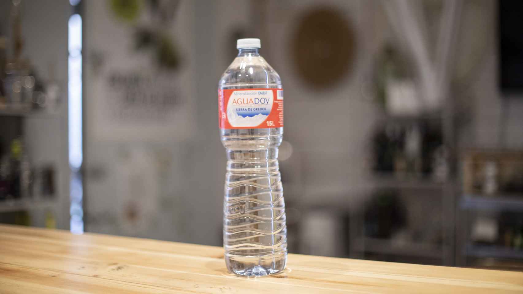 El agua mineral natural de Aguadoy, la marca propia de Mercadona.