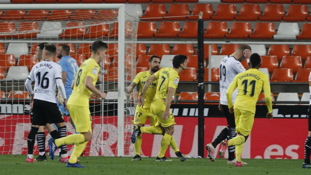 Gerard Moreno celebra un gol con el Villarreal