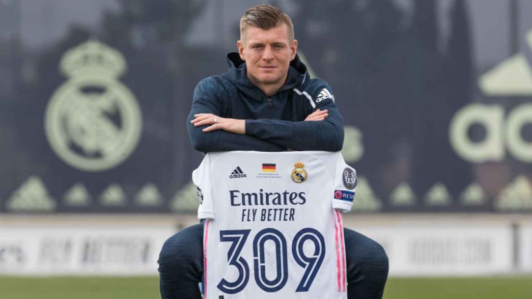 Toni Kroos con su camiseta de 309 partidos