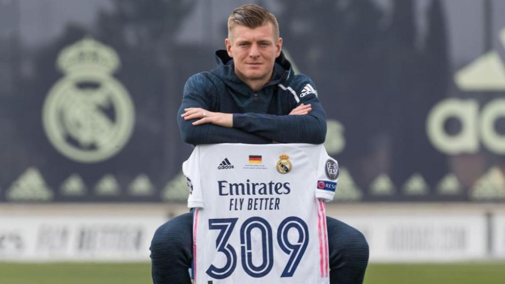 Toni Kroos con su camiseta de 309 partidos