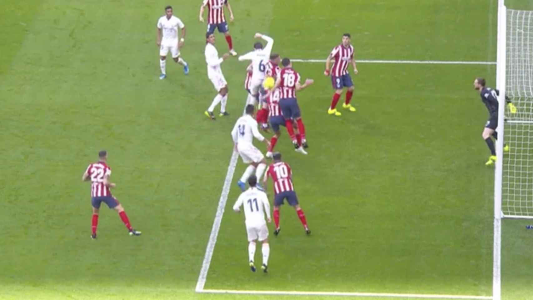 Penalti no pitado a favor del Real Madrid