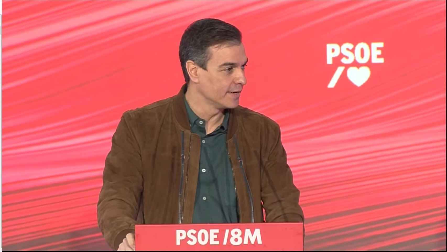 Pedro Sánchez participa en el acto 'Feminismo con memoria' organizado por el PSOE este domingo.