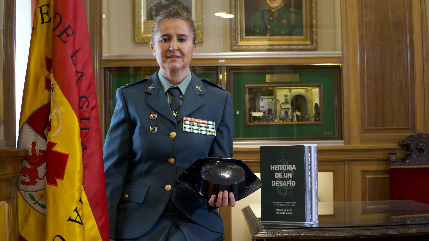 Manuela Simón, la primera mujer condecorada por la Guardia Civil por su lucha contra ETA.