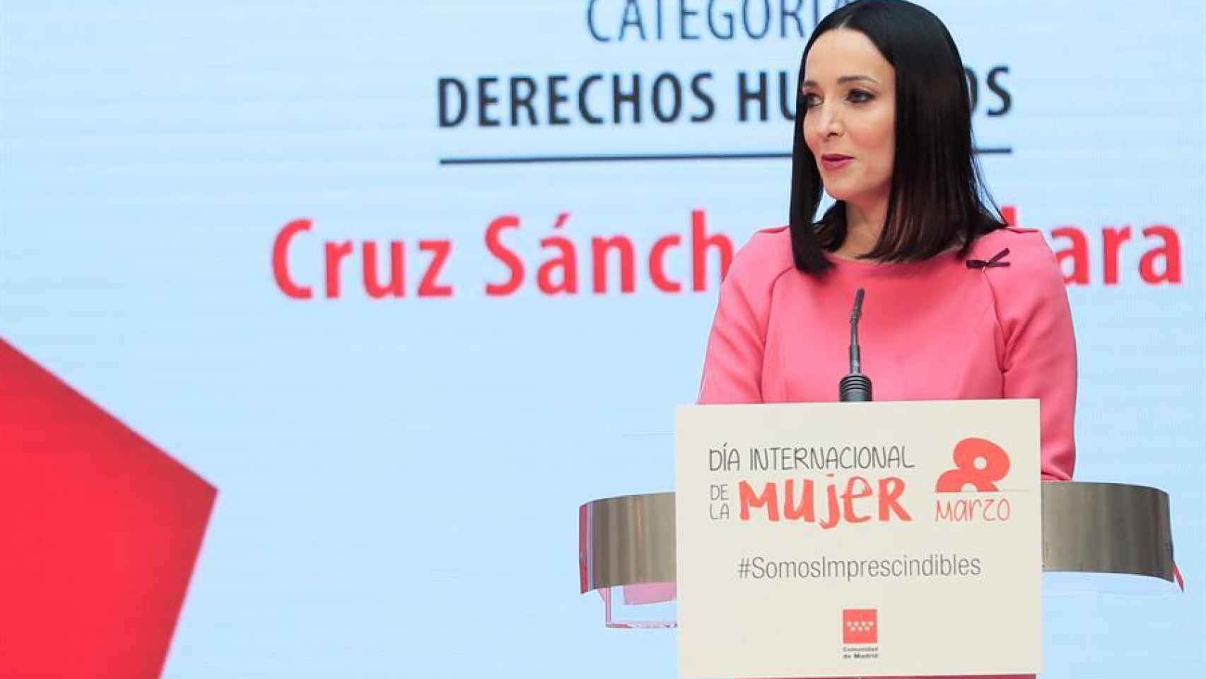 Cruz Sánchez de Lara, tras recoger el premio 8-M de la Comunidad de Madrid en Derechos Humanos.