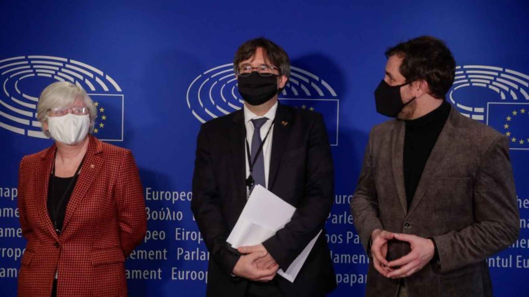 Los eurodiputados Clara Ponsatí, Carles Puigdemont y Toni Comín. Efe