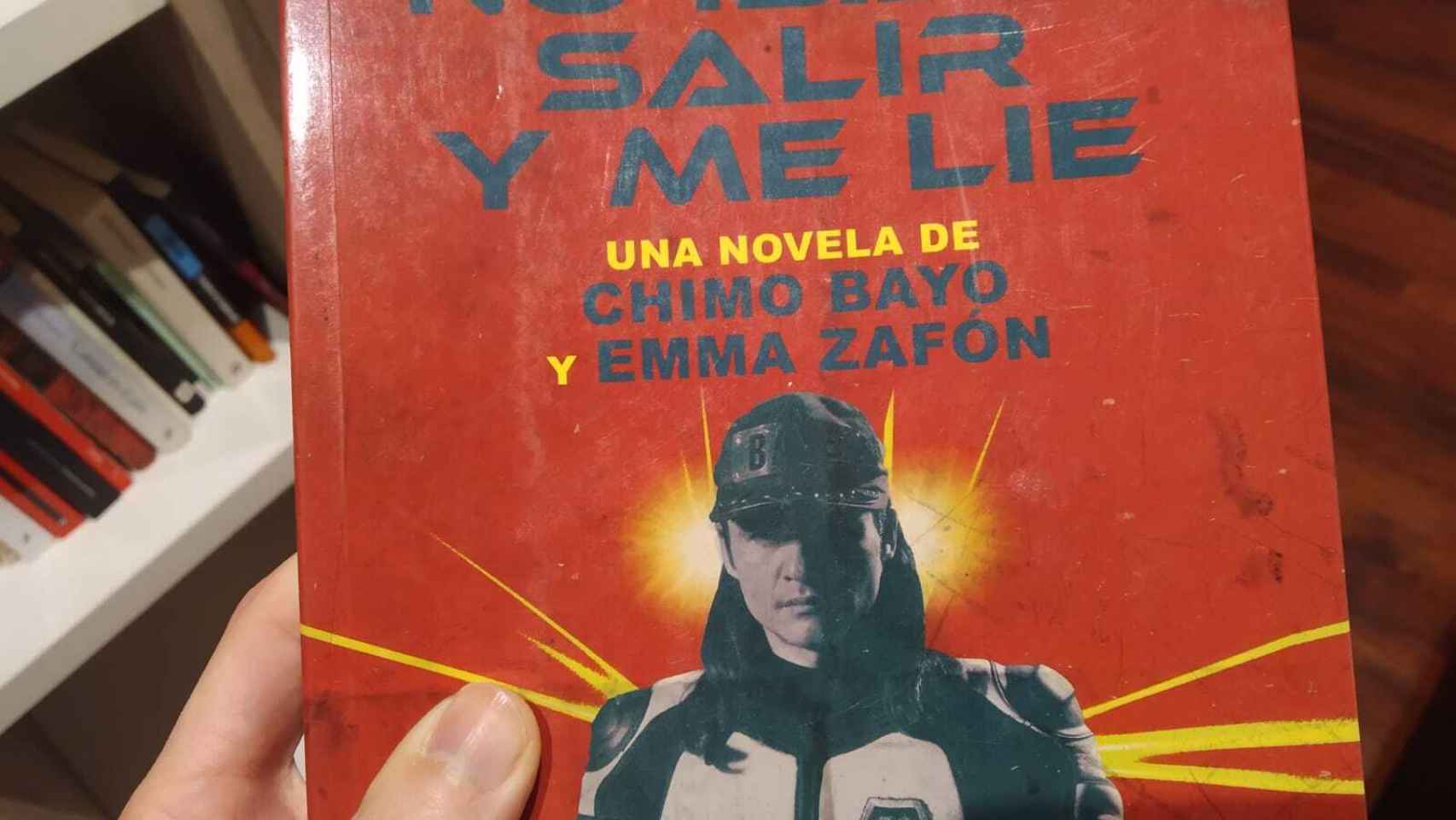 Portada del libro de Emma Zafón y Chimo Bayo, por Roca Editorial.