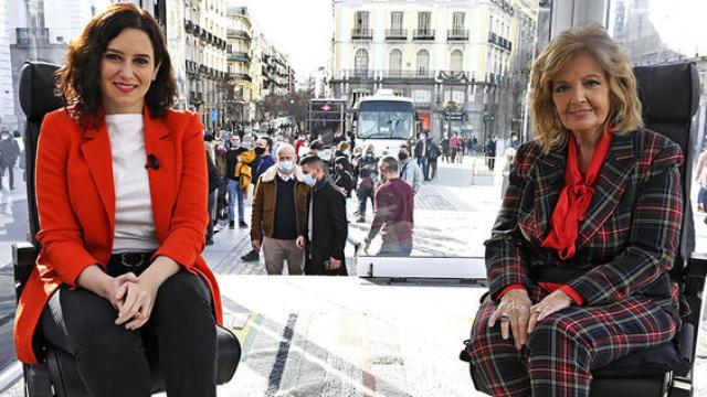 Isabel Díaz Ayuso con María Teresa Campos en 'La Campos Móvil'.