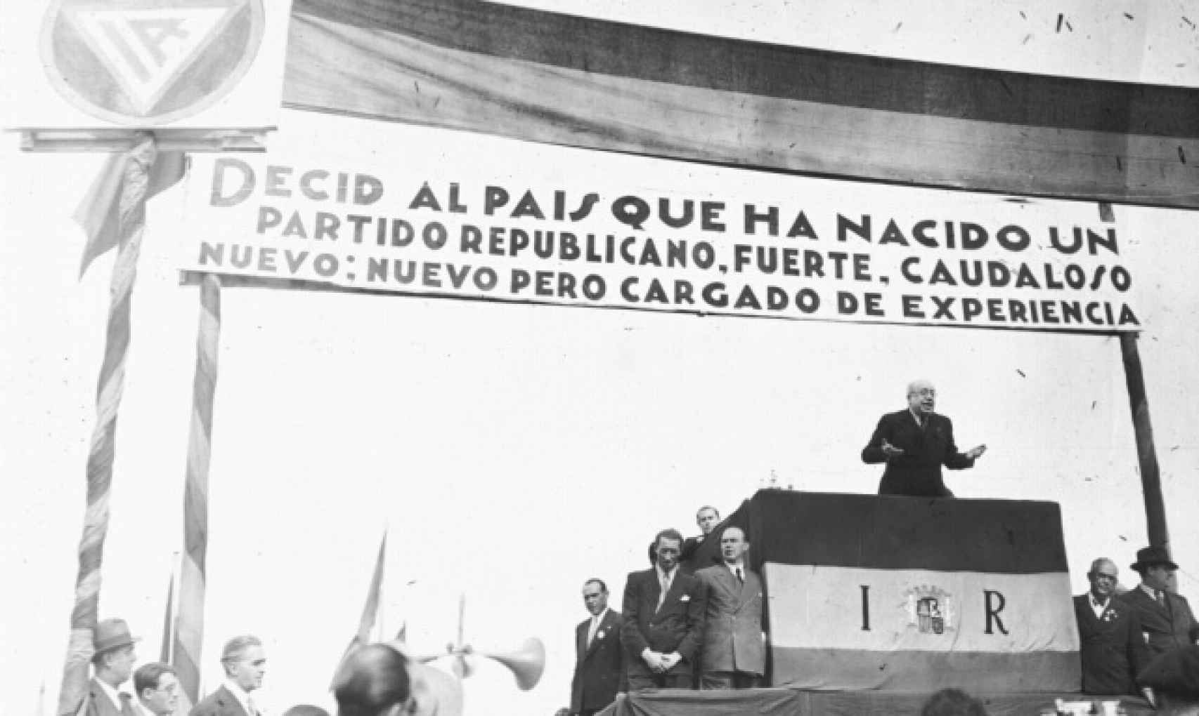 Manuel Azaña, durante un mitin de Izquierda Republicana en Madrid.