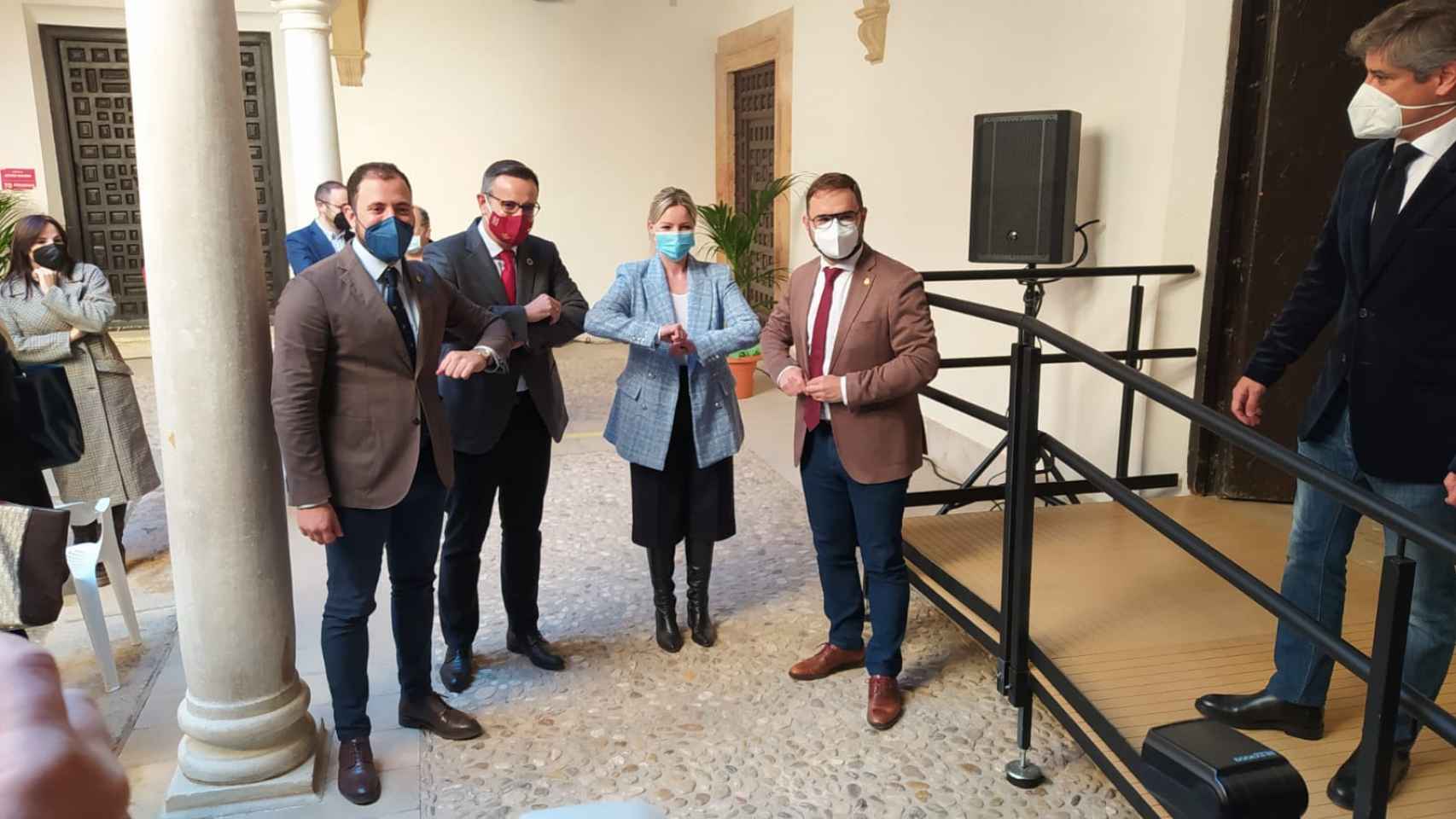 Diego Conesa (PSOE) y Ana Martínez Vidal (Cs) en Lorca en su declaración institucional.