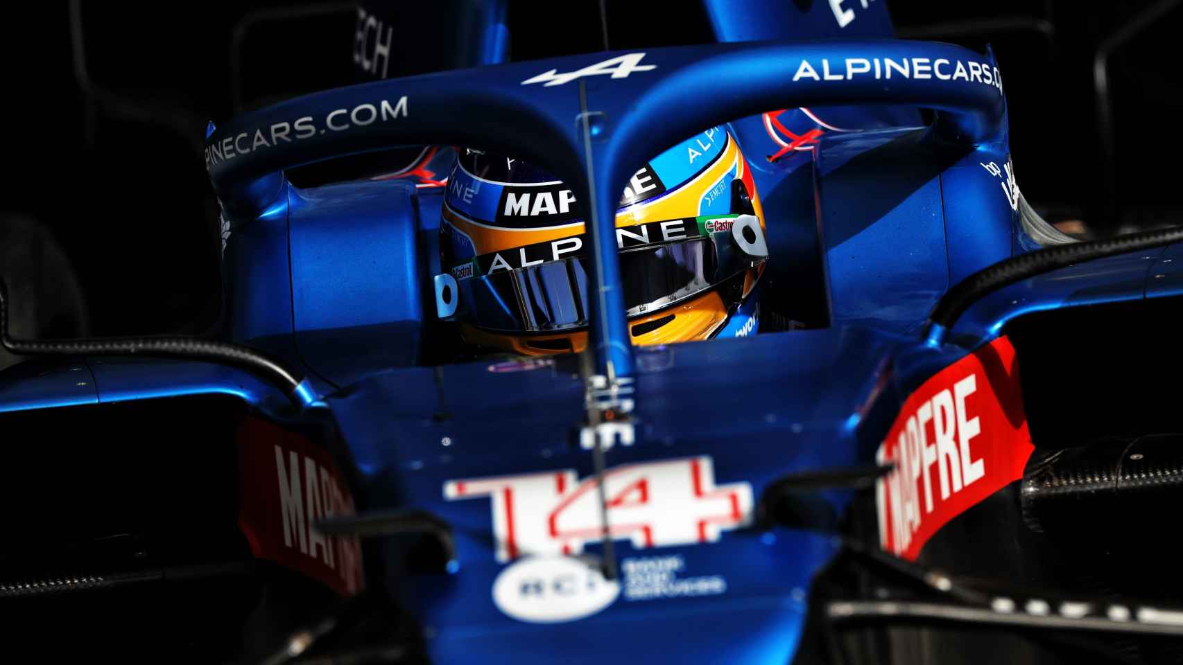Fernando Alonso, durante los test de pretemporada en Barein