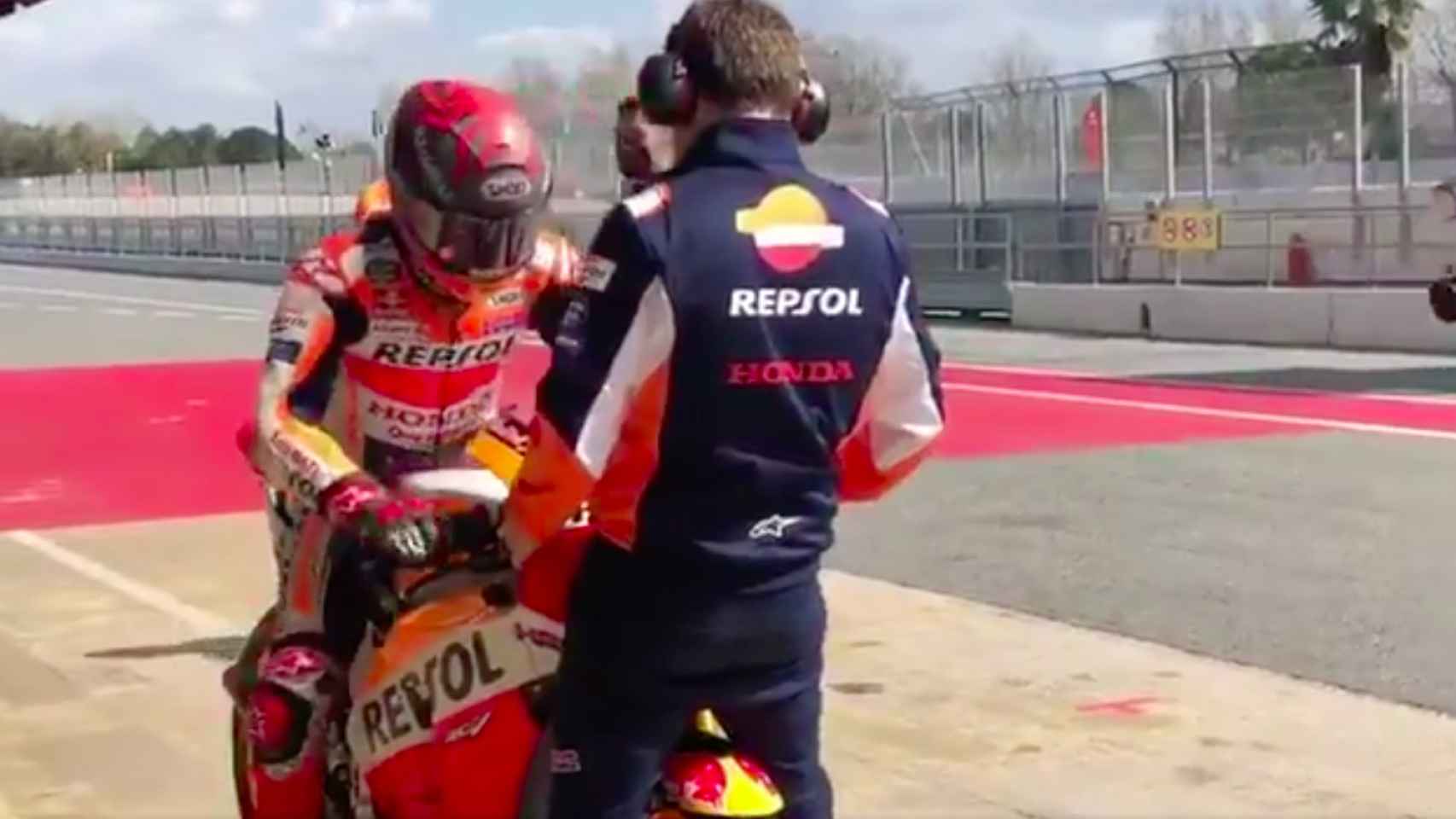 Marc Márquez se vuelve a subir a una Honda