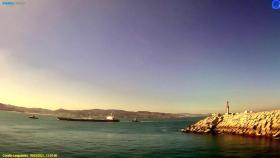 El ‘Blue Sky’ atraca en el puerto de Punta Langosteira de A Coruña.
