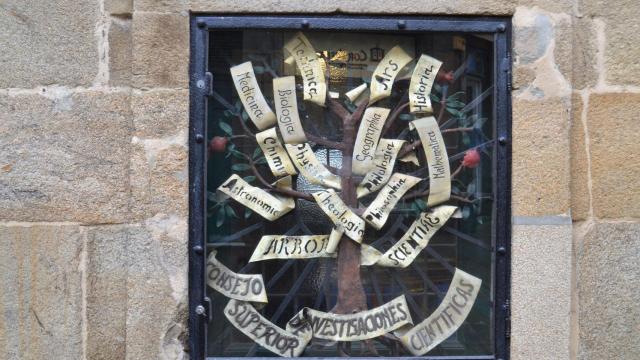 El árbol de la ciencia de Santiago de Compostela.