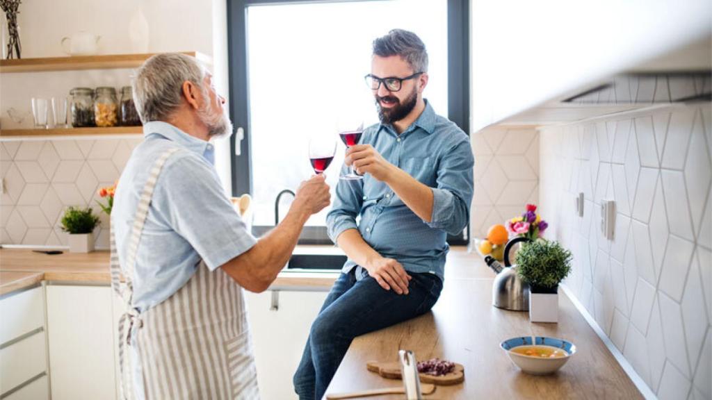 El vino es el mejor regalo para el Día del Padre.