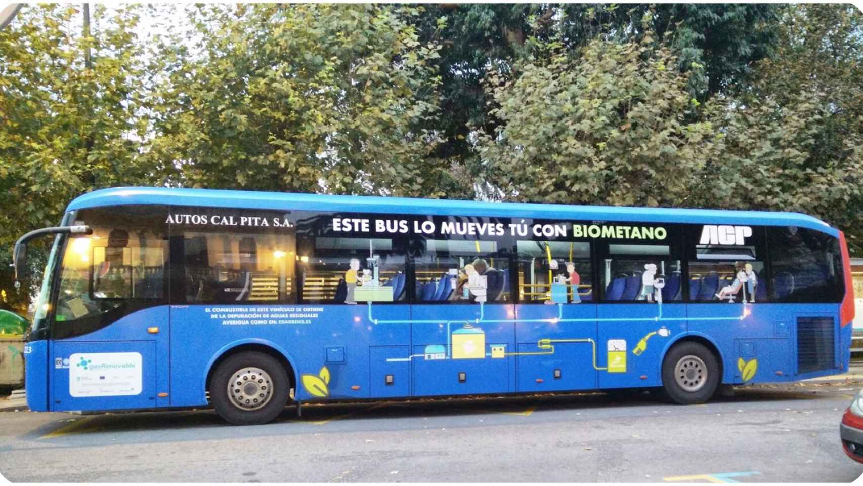 Autobús con propulsión mixta que incluye el uso de gas renovable.
