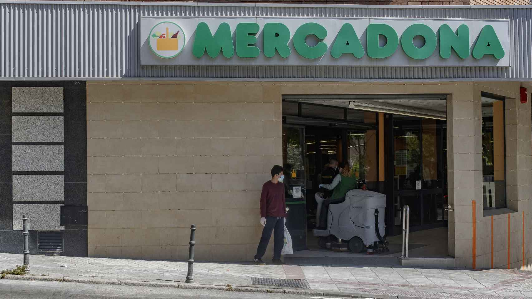 La entrada de un Mercadona de Madrid.